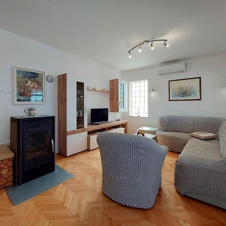Apartment Neda Punat Εξωτερικό φωτογραφία