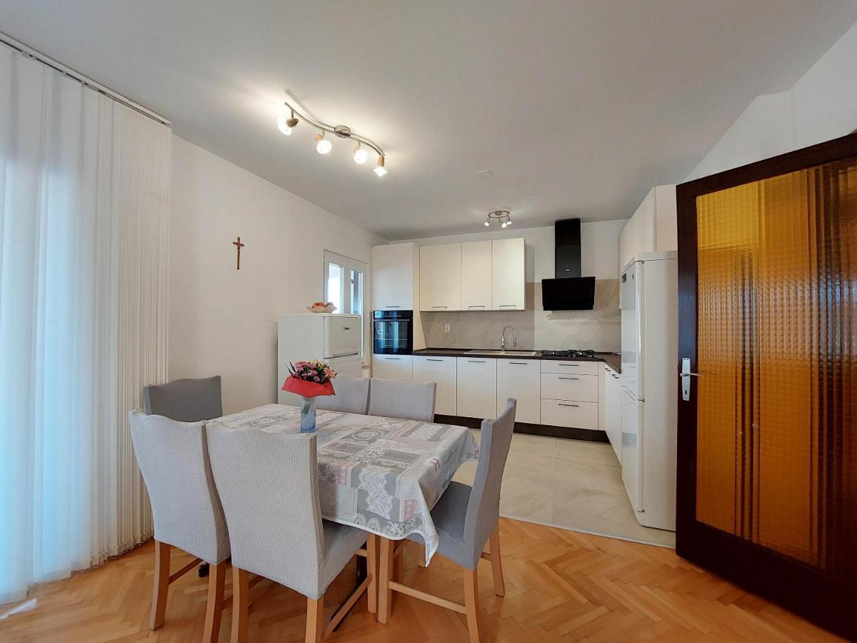 Apartment Neda Punat Εξωτερικό φωτογραφία