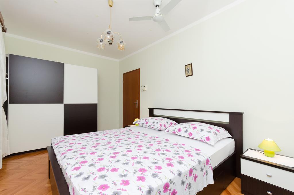 Apartment Neda Punat Εξωτερικό φωτογραφία