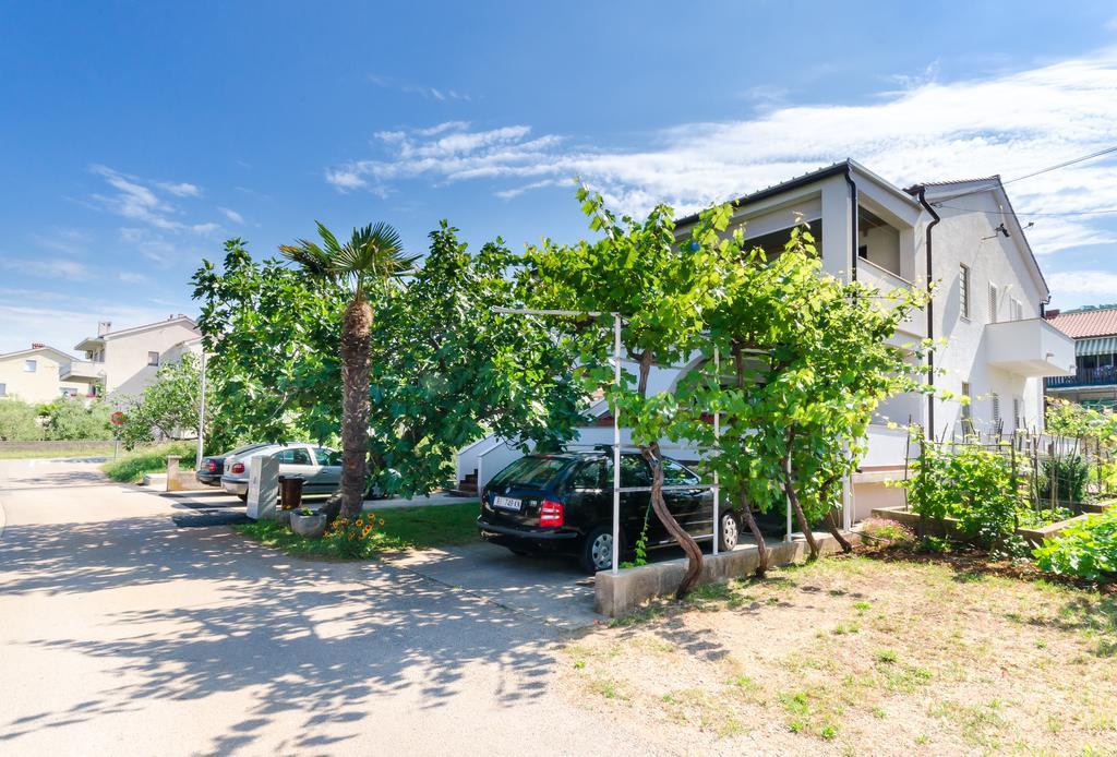 Apartment Neda Punat Εξωτερικό φωτογραφία