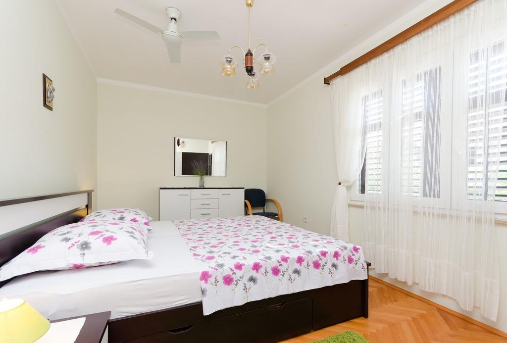 Apartment Neda Punat Εξωτερικό φωτογραφία