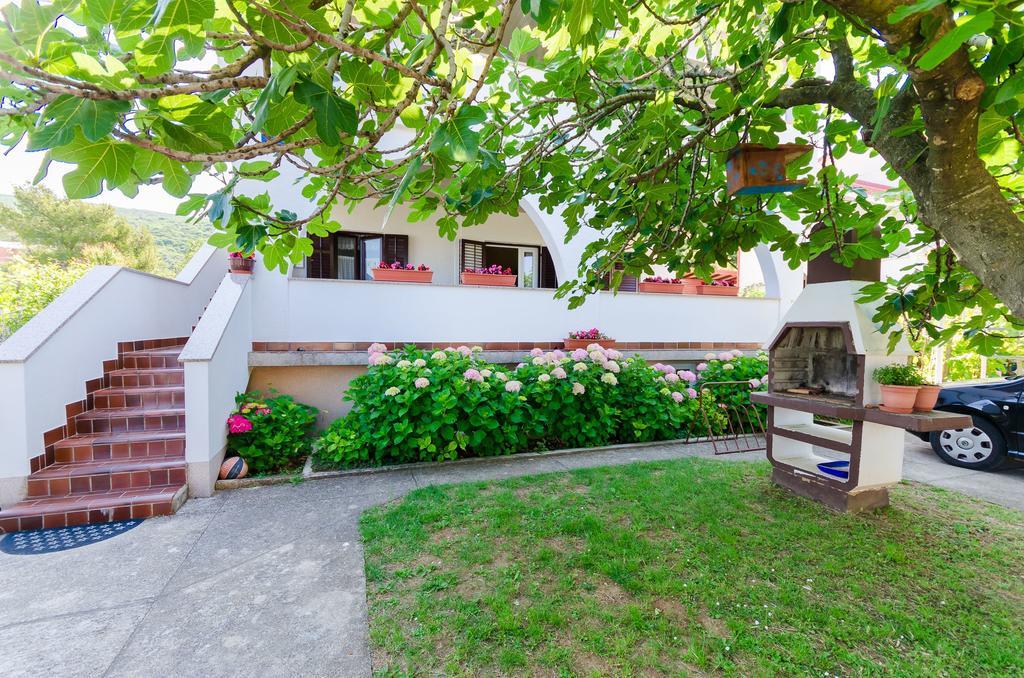 Apartment Neda Punat Εξωτερικό φωτογραφία